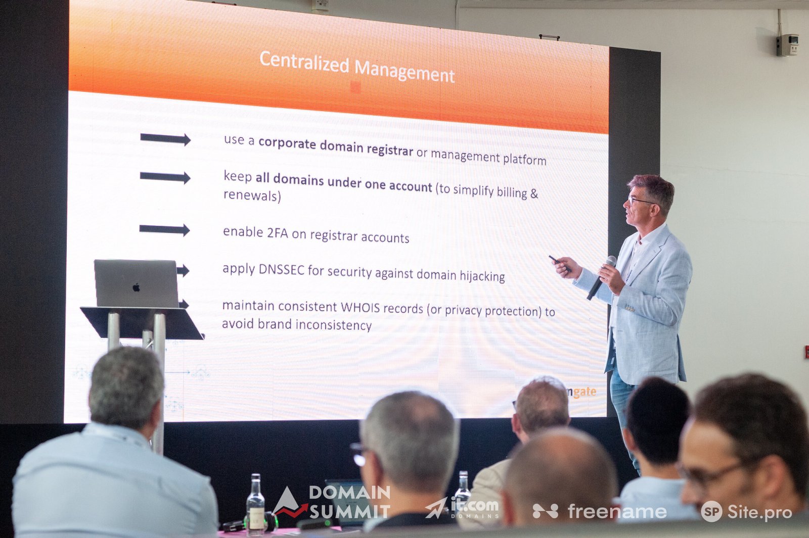 Domgate International、Domain Summit（ロンドン）に参加